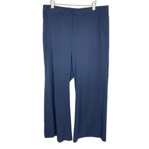 Athleta Tribeca Crop Pants Navy 10 Leg Snaps Pockets Utility Wide Leg